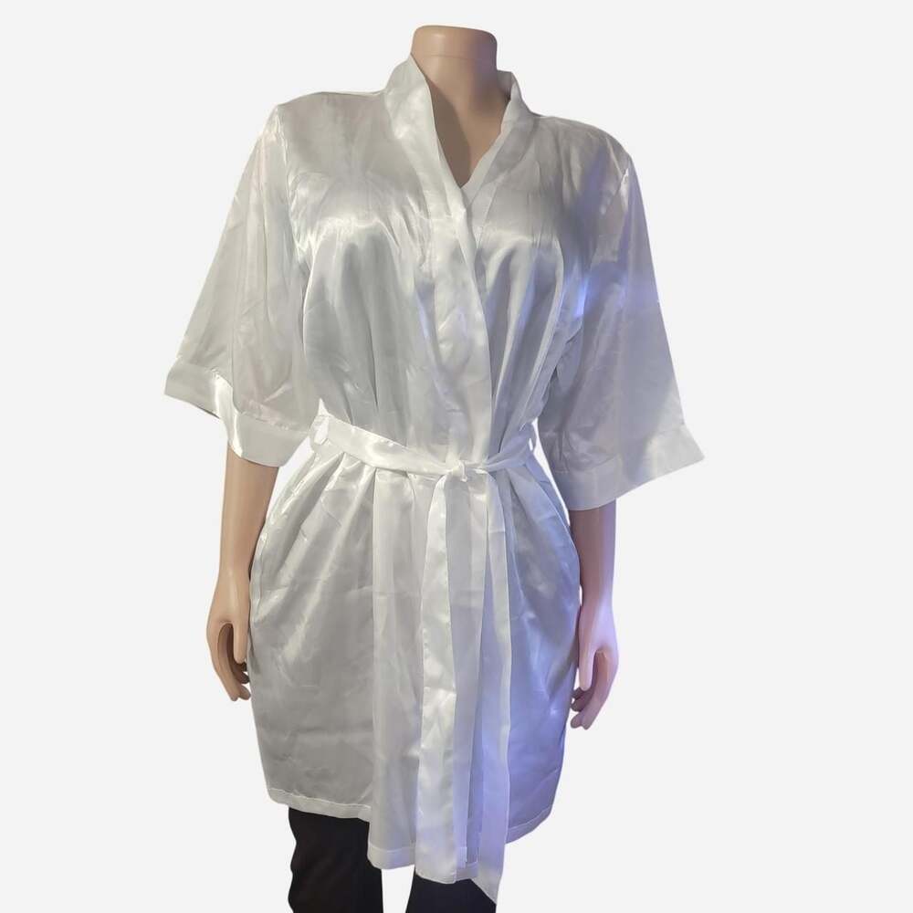 Confetti Avenue x Miss to Mrs White Satin Bride Robe